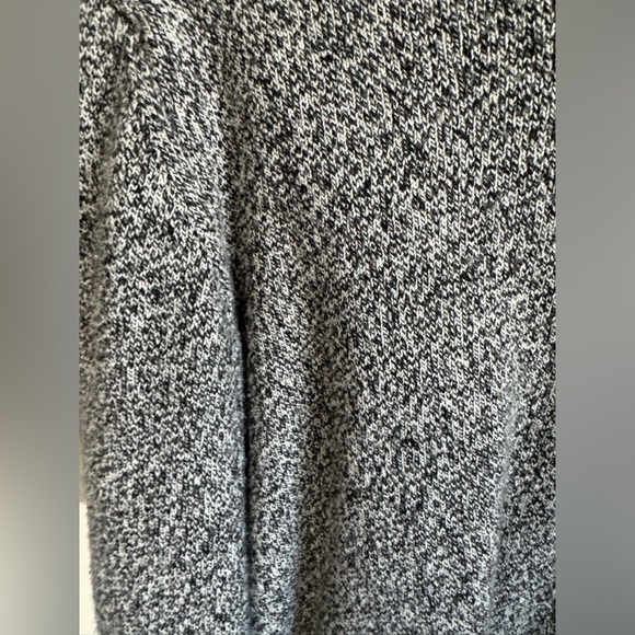 J. Lindeberg Grey Sweater - Picture 6 of 6